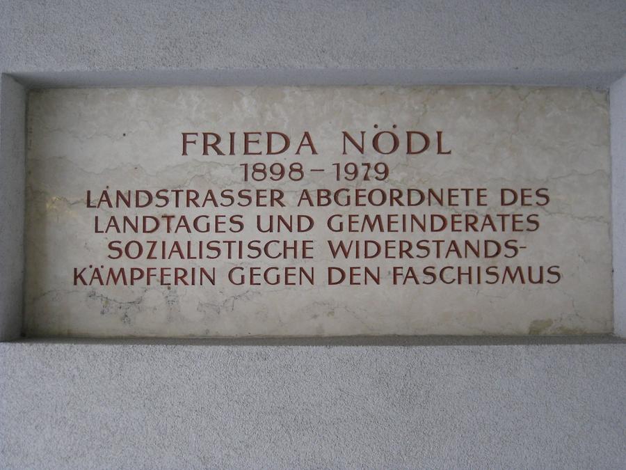 Frieda Nödl Gedenktafel