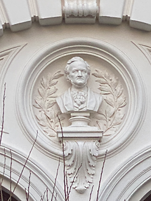 Ehem. Klavierfabrik Parttart-Konzertsaalgebäude, Büstentondo Richard Wagner