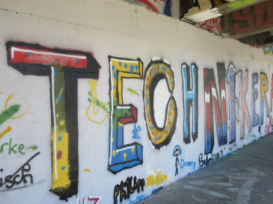 Graffito 'Techniker' - Franz Josefs-Kai - Donaukanalradweg, 1010 Wien