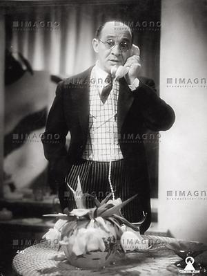 Fritz Grünbaum bei einer Rollenprobe um 1925