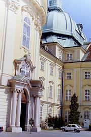 Eingang in den 'Kaiserhof' bzw. in das 'Schloss Klosterneuburg'