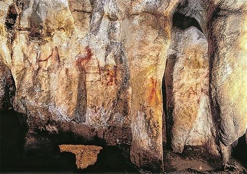 Neandertaler-Malereien in der spanischen Höhle La Pasiega