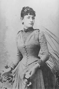 Elise Elizza. Foto, um 1890., © Copyright Bildarchiv der Österreichischen Nationalbibliothek, Wien.