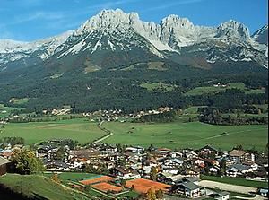 Ellmau mit Blick auf den Wilden Kaiser., © Copyright Österreichwerbung, Herzberger.