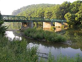 Hardegg, ehemalige Eisenbahnbrücke, jetzt für Radfahrer