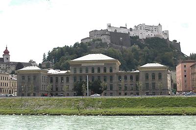 Fakultät der Kultur- und Gesellschaftswissenschaften