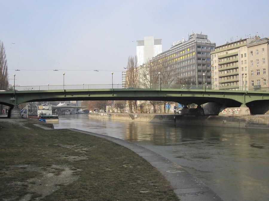 Aspernbrücke