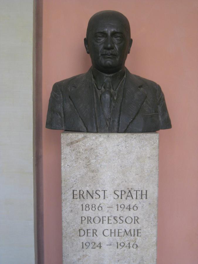 Ernst Späth Gedenkbüste