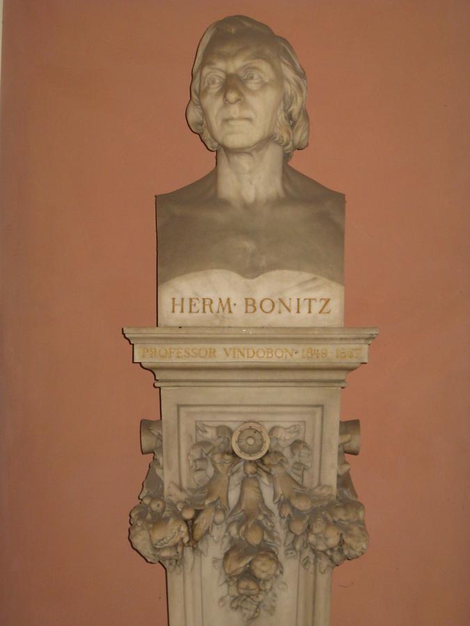 Hermann Bonitz Gedenkbüste