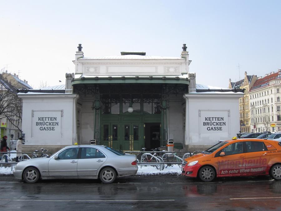 U4-Station Kettenbrückengasse