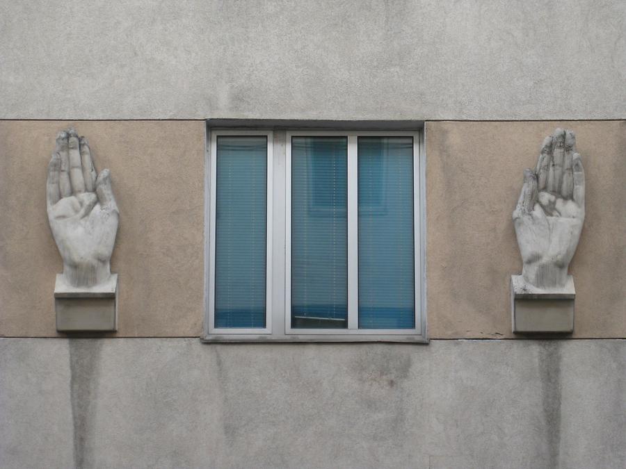 Skulpturen 'Hände'