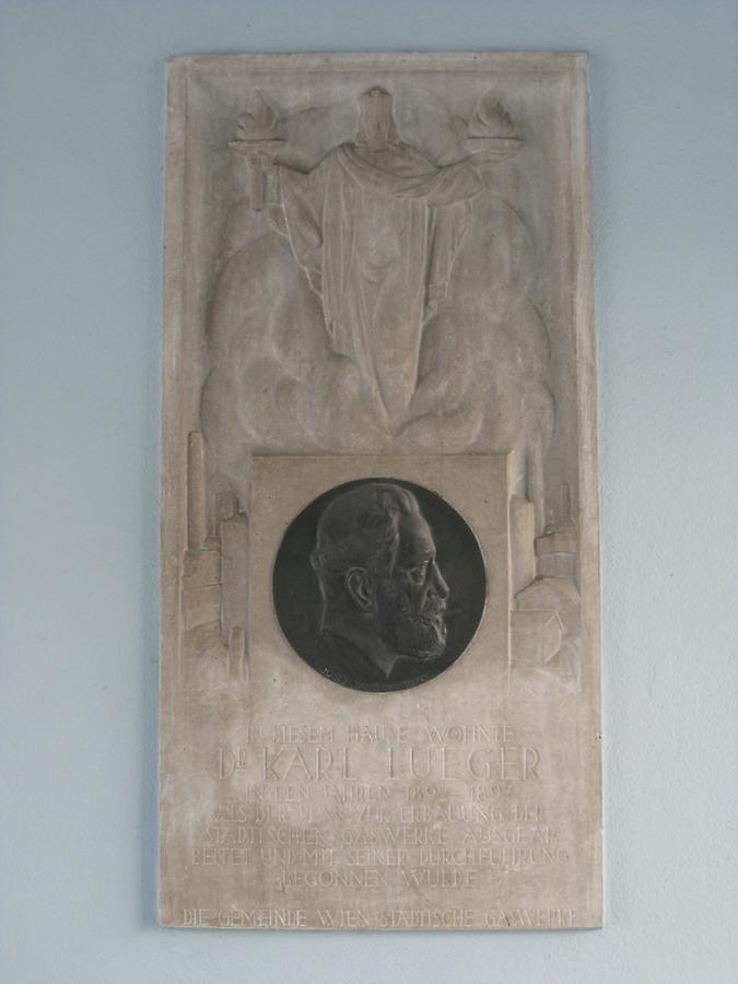 Dr.Karl Lueger Gedenktafel mit Marmorrelief von Adolf Wagner von der Mühl und Portraitmedaillon von Josef Tautenhayn 1936