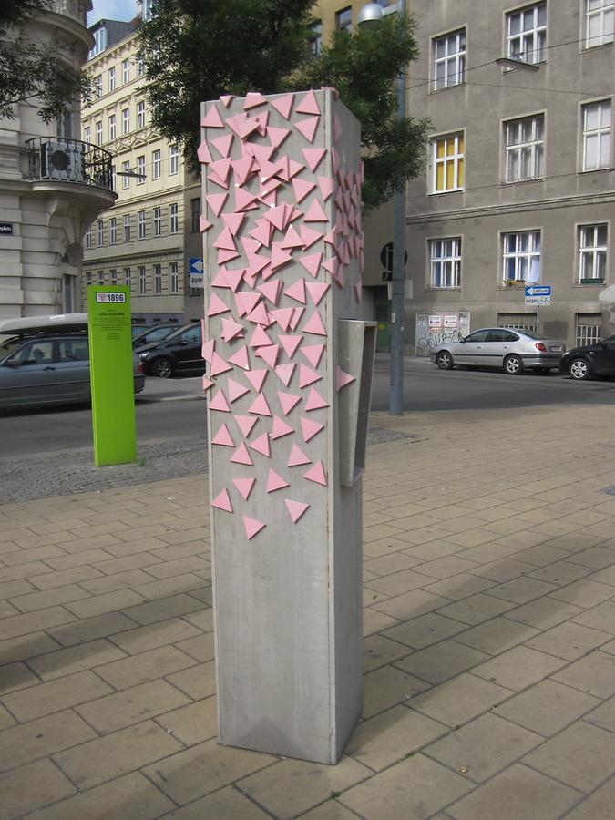 Erinnerungsstein für Opfer des Nationalsozialismus aufgrund ihrer sexuellen Orientierung