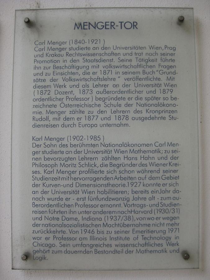 Gedenktafel am (Carl) Menger-Tor