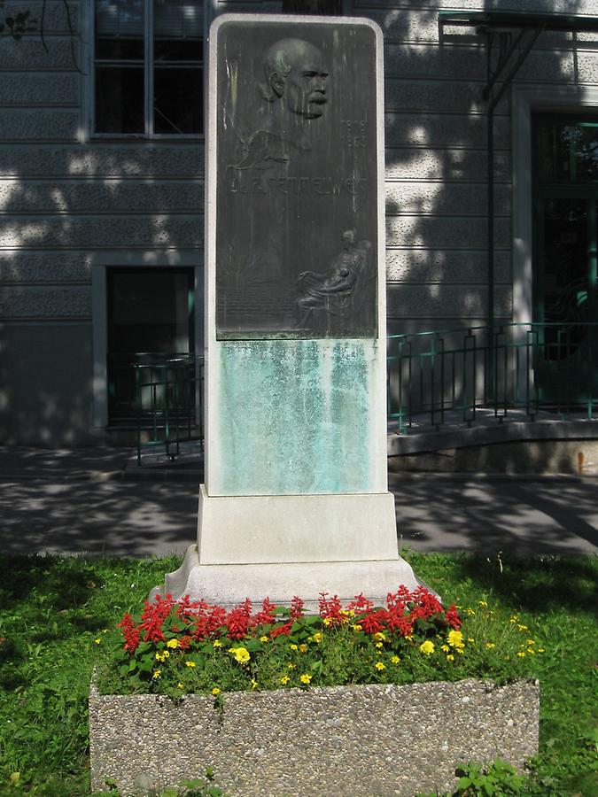 Ignaz Semmelweis Denkmal