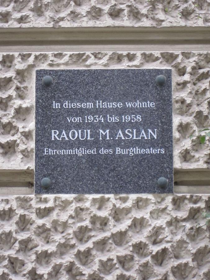 Raoul M. Aslan Gedenktafel
