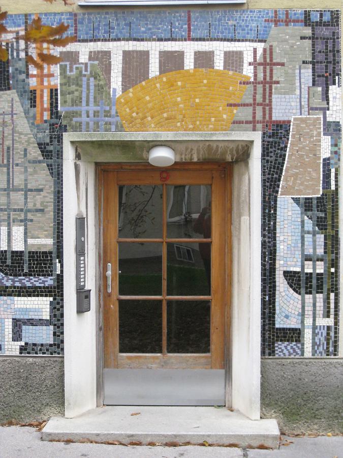 Keramikportal 'Neugestaltung des Südtiroler Platzes' 1961