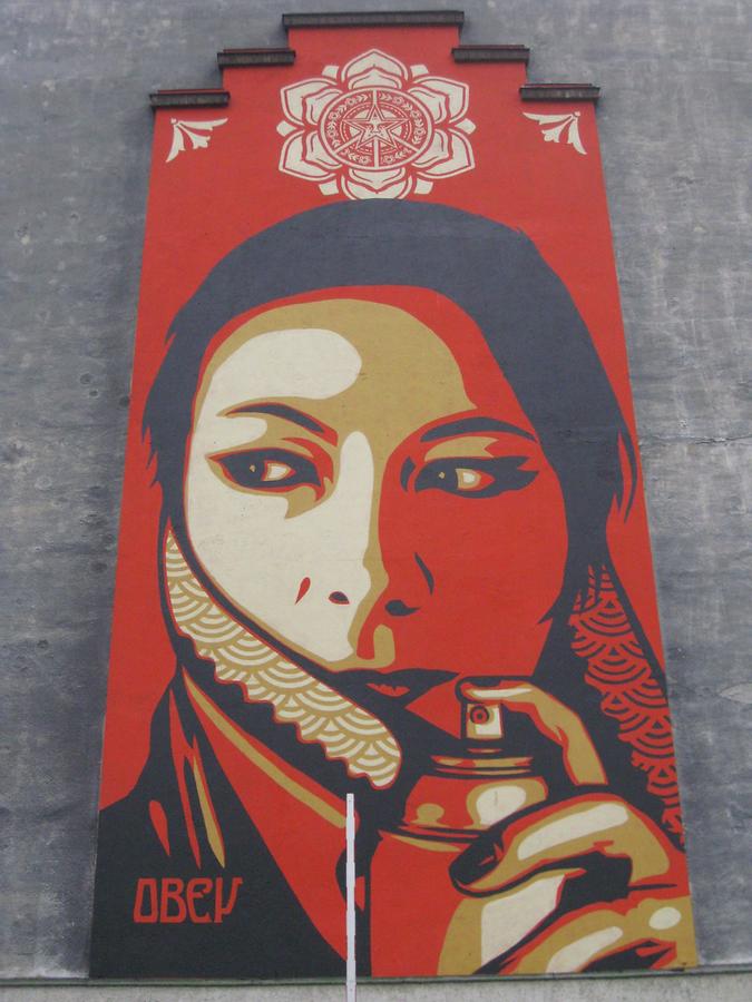 Mural 'Commanda' von Shepard Fairey 2013