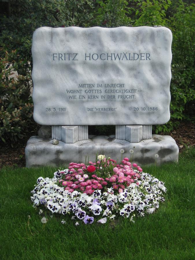 Grab von Fritz Hochwälder, Schriftsteller 1911-1986