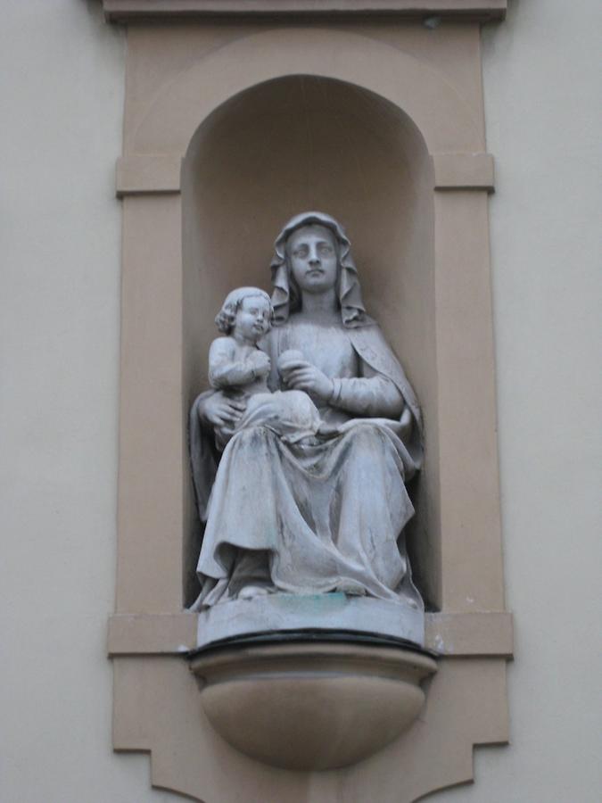 Wandfigur 'Hl. Anna mit Maria'