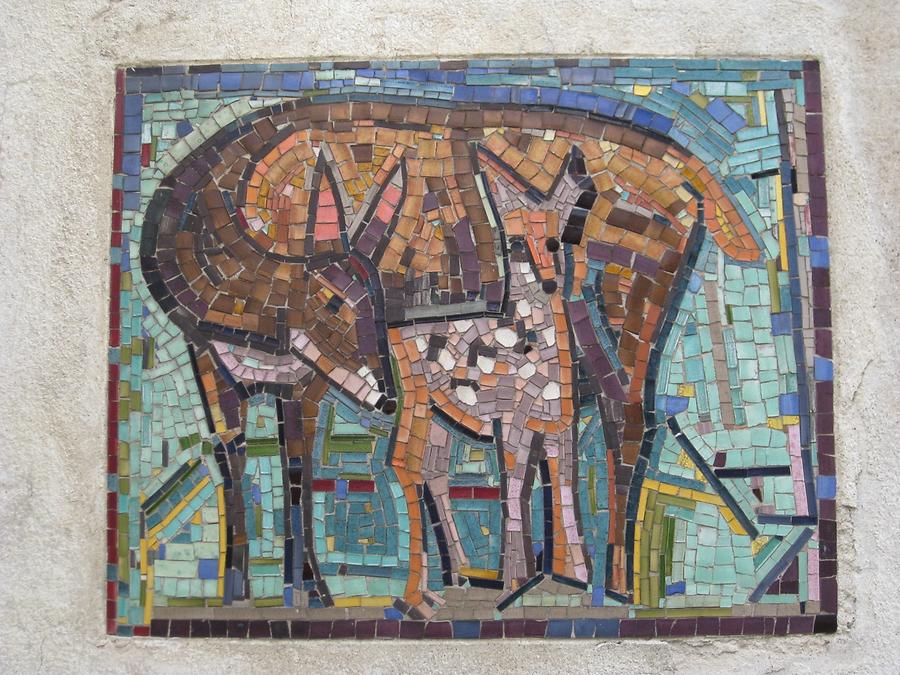 Mosaik-Hauszeichen 'Rehe' von Hans Staudacher 1953