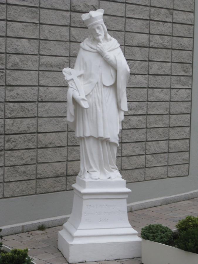 Hl. Johannes von Nepomuk-Statue