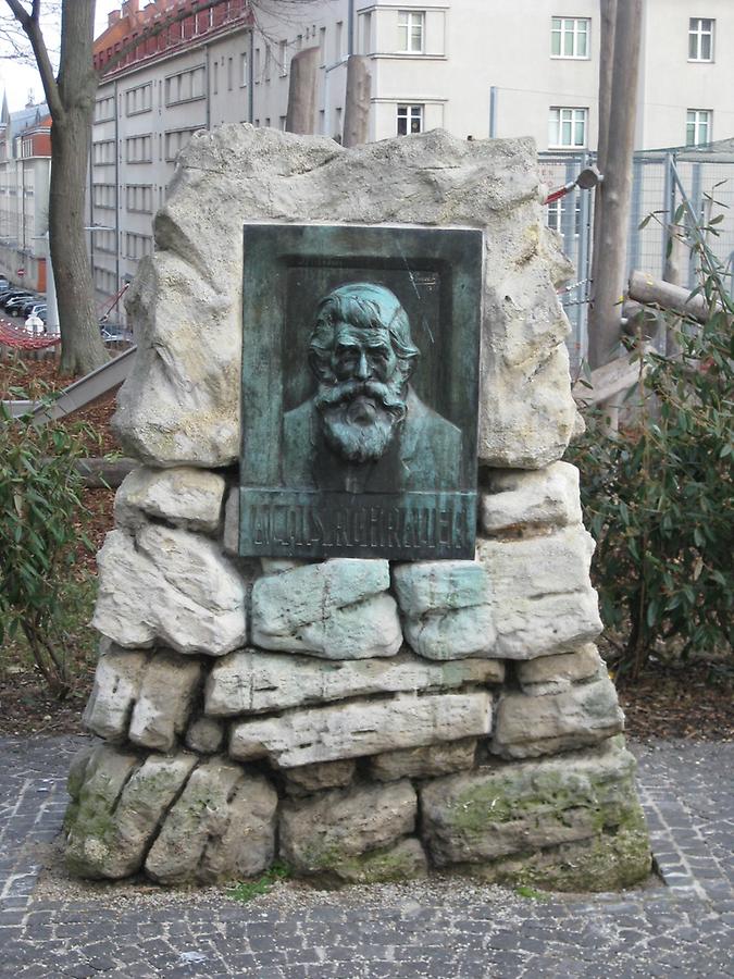 Gablenzgasse 107a Rohrauerpark Alois Rohrauer Denkmal von Eduard Rusch 1915