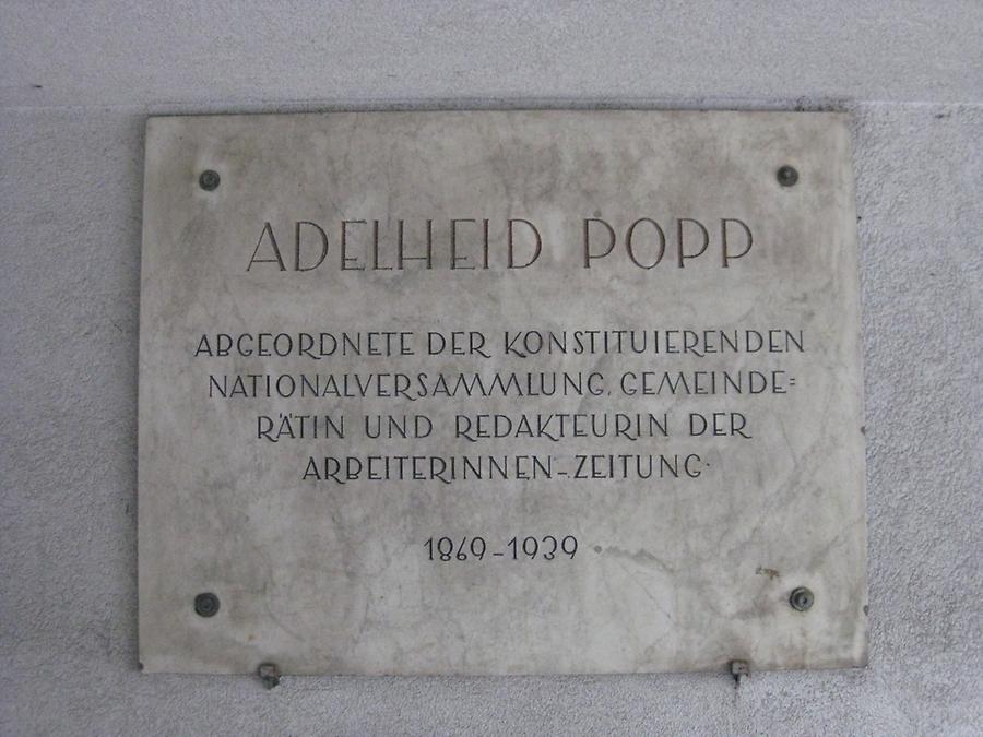 Adelheid Popp Gedenktafel