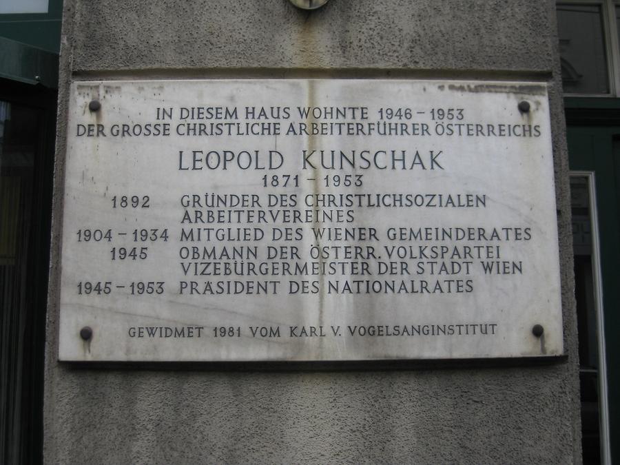 Leopold Kunschak Gedenktafel