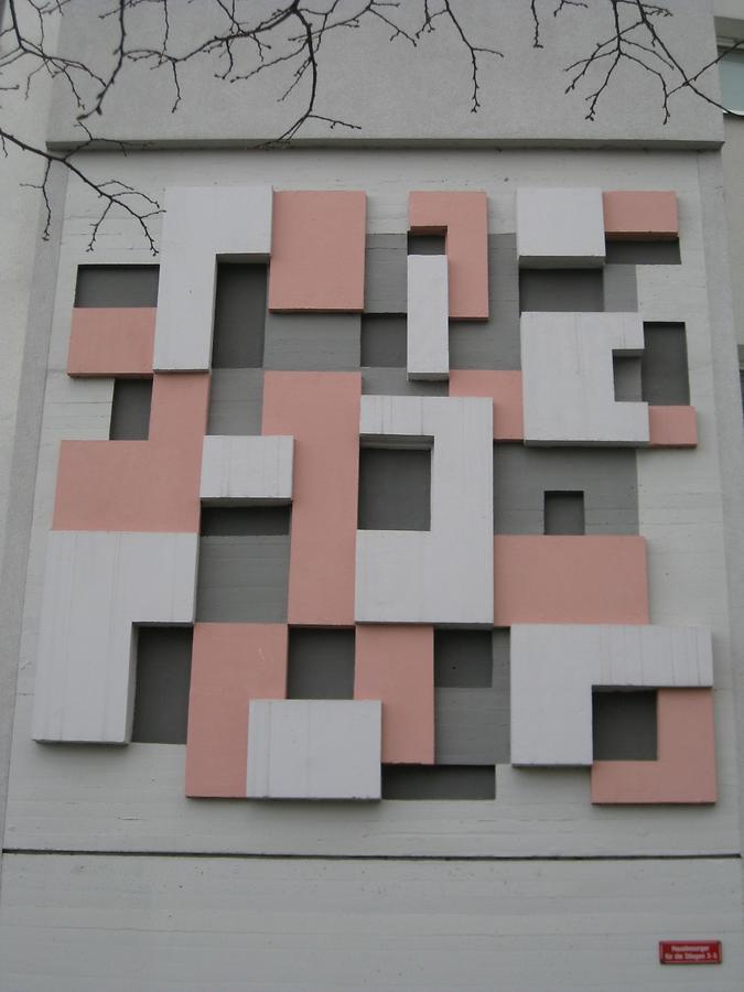 Betonrelief 'Abstraktes Motiv' von Anton Krejcar 1964