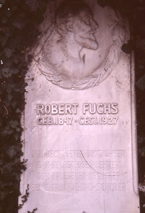 Robert Fuchs
