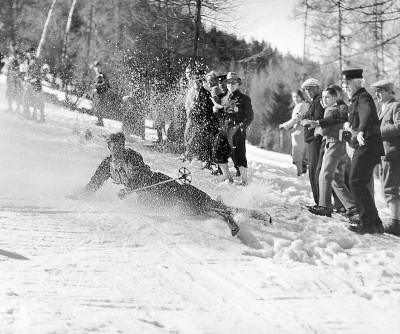 Sturz bei Skirennen, © IMAGNO/Austrian Archives (S)