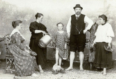 Anonymes Familienportrait, © IMAGNO/Austrian Archives
