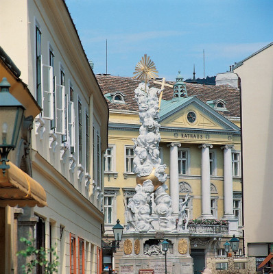 Das Rathaus in Baden bei Wien, © IMAGNO/Gerhard Trumler