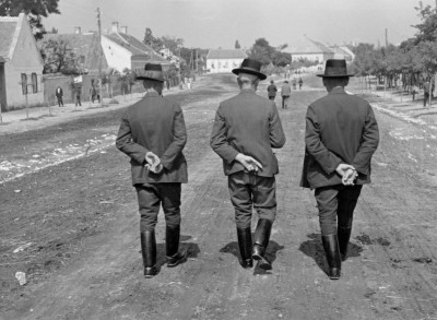 Drei Männer in Stiefeltracht, © IMAGNO/Austrian Archives