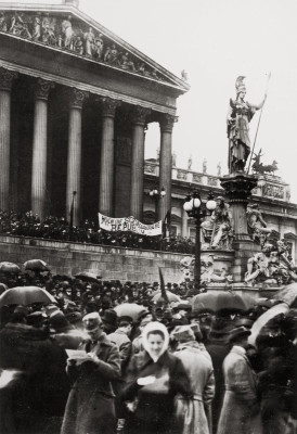 Ausrufung der Republik Deutschösterreich, © ÖNB