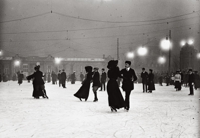 Nächtliches Eislaufen auf dem Wiener Eislaufvereins, © IMAGNO/Austrian Archives