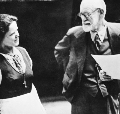 Sigmund Freud  mit Paula Fichtl, © IMAGNO/Sigm.Freud Priv.Stiftung