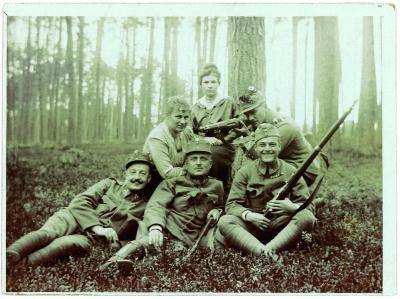 Gruppe von österreichischen Soldaten, © IMAGNO/Skrein Photo Collection