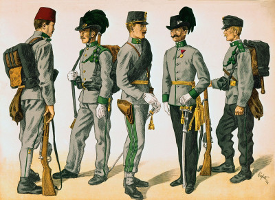 Fünf verschiedene Soldaten Uniformen der österreich-ungarischen Armee, © IMAGNO/Austrian Archives (AA)