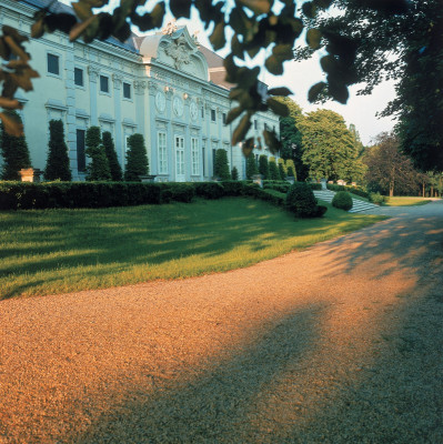 Hauptfassade des Schloss Halbturn, Burgenland, © IMAGNO/Franz Hubmann