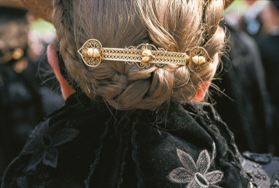 Haarspange aus Salzburg, © IMAGNO/Franz Hubmann