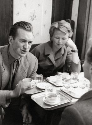 Nikolaus und Alice Harnoncourt im Cafe Hawelka in Wien, © IMAGNO/Franz Hubmann