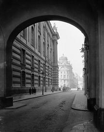 Wien: Blick auf den Reitschultrakt der Hofburg