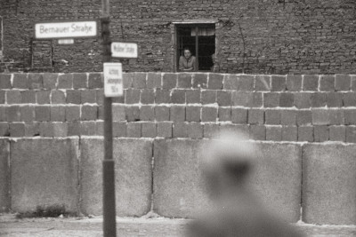 Blick über die Berliner Mauer, © IMAGNO/Franz Hubmann