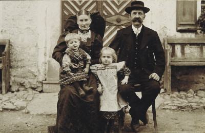 Bauernfamilie aus Oberösterreich, © IMAGNO/Austrian Archives