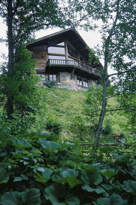 Die Villa Bueb auf der Bichlalm bei Kitzbühel, © IMAGNO/Gerhard Trumler