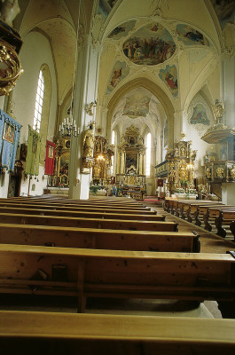 Innenraum der Stadtpfarrkirche St. Andreas, © IMAGNO/Gerhard Trumler