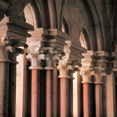 Säulen im Kreuzgang, © IMAGNO/Gerhard Trumler