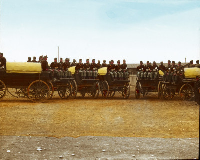 Auffahren der Ballon- und Gaswagen, © IMAGNO/Öst. Volkshochschularchiv